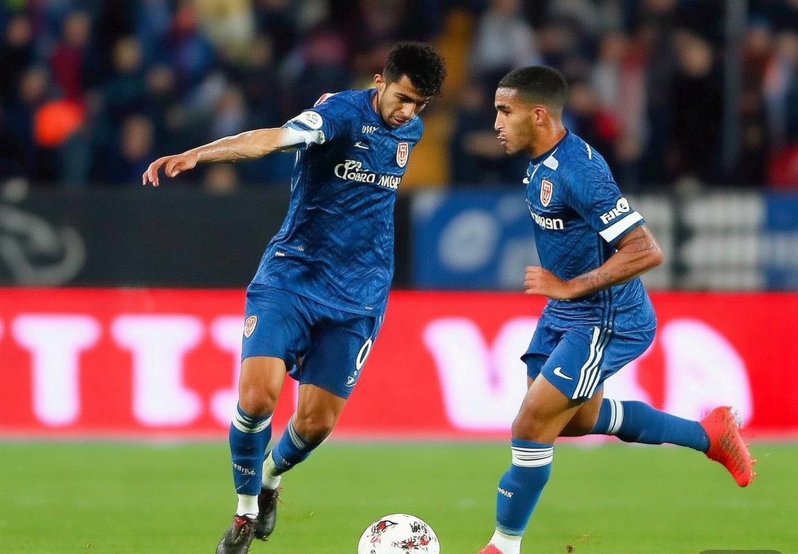 阿森纳欧冠小组赛3-0告捷：萨卡马丁内利回归激活进攻，热苏斯伤情更新引关注